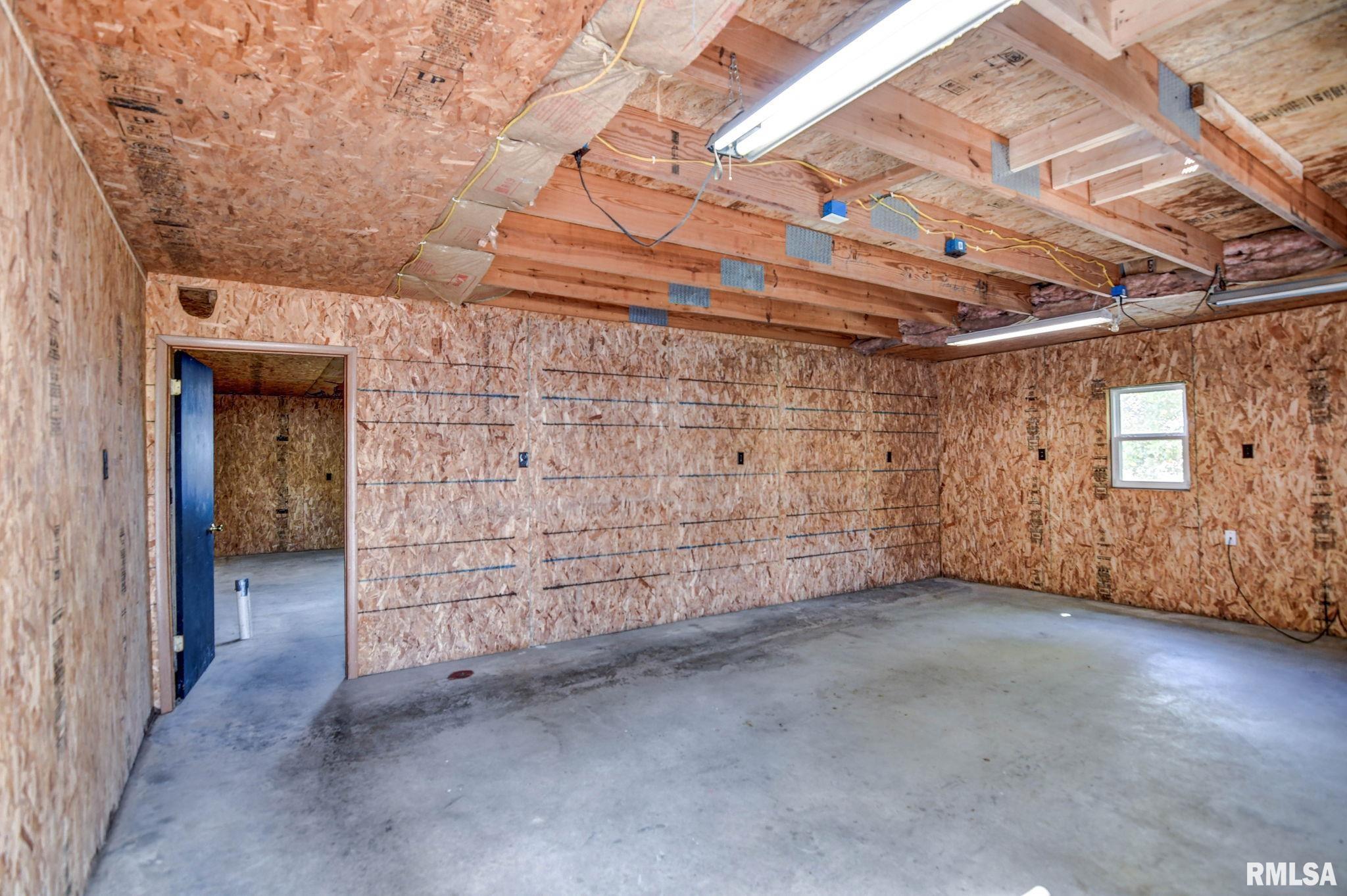 507 North Spruce Street Nokomis, IL 62075 - Photo 26 of 78