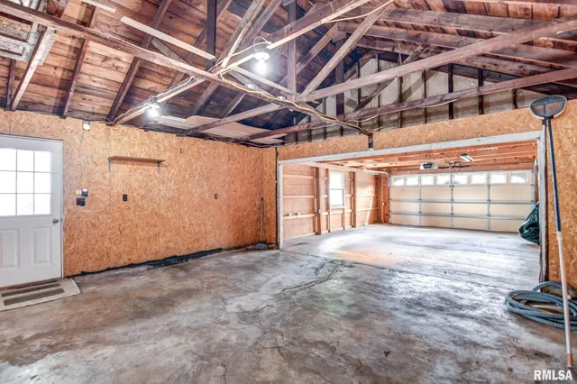 $239,900 | 507 North Spruce Street, Nokomis, IL 62075