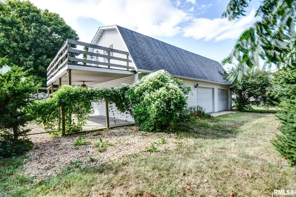 $209,900 | 507 North Spruce Street, Nokomis, IL 62075