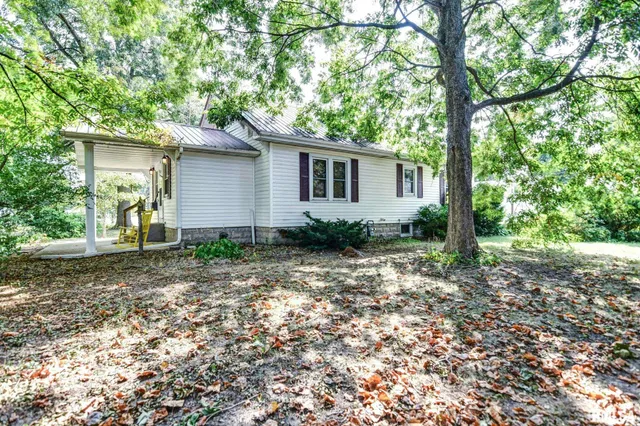 $239,900 | 507 North Spruce Street, Nokomis, IL 62075