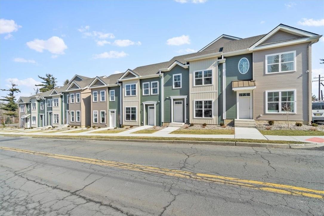 75 Forester Avenue, Unit 225 Warwick, NY 10990 - Photo 1 of 1