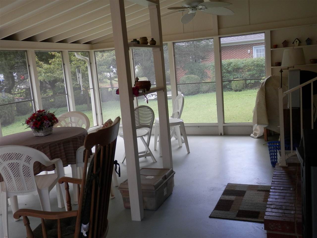 213 Robin Road Waynesboro, VA 22980 - Photo 21 of 43 Gallery Image 21