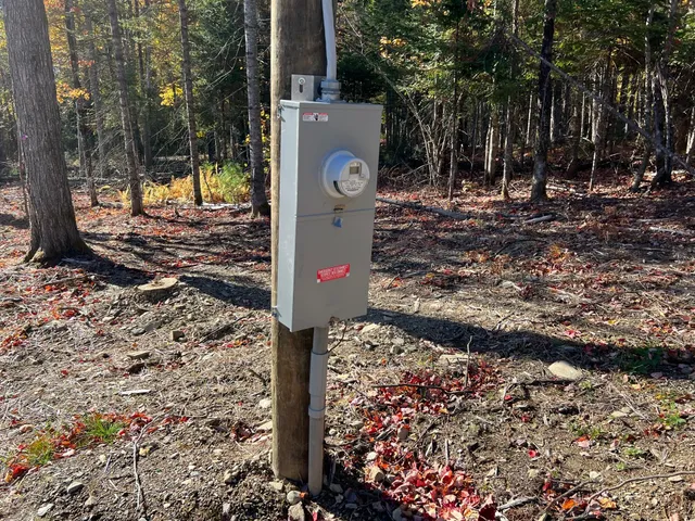 $129,500 | 319 Shore Road, Dexter, ME 04930