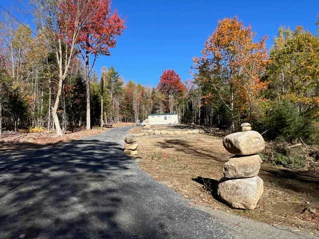 $129,500 | 319 Shore Road, Dexter, ME 04930
