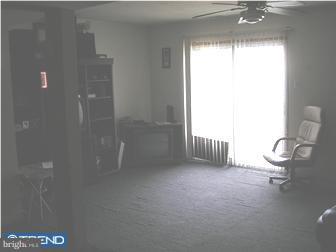 722 Myrtle Avenue Lindenwold, NJ 08021 - Photo 4 of 9 Family Room