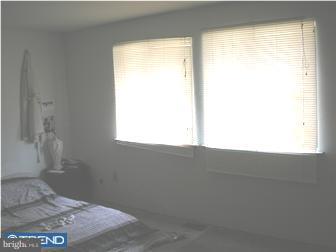 722 Myrtle Avenue Lindenwold, NJ 08021 - Photo 7 of 9 Bedroom - Main