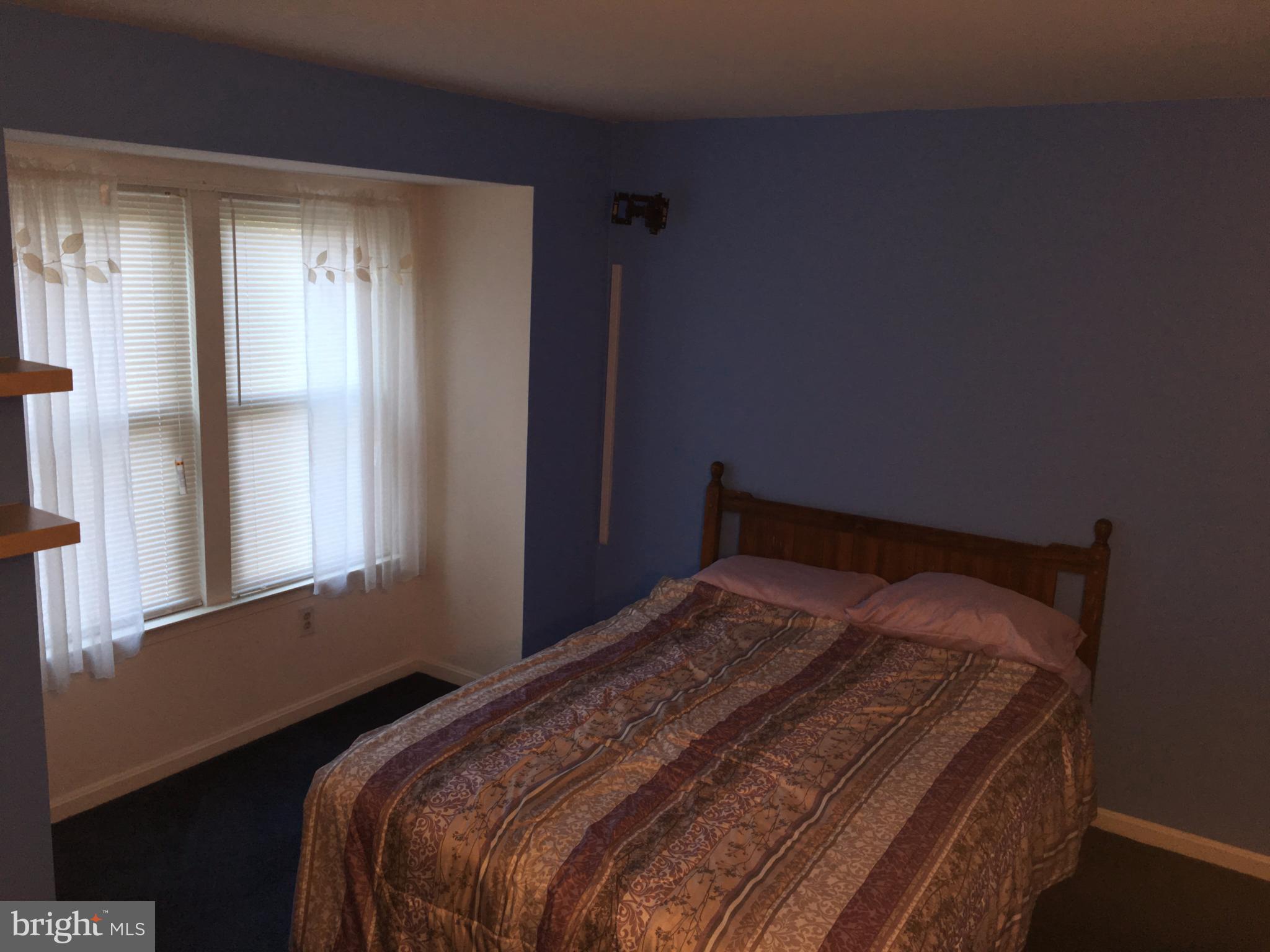 8679 Ridge Road Ellicott City, MD 21043 - Photo 12 of 21 Master bedroom
