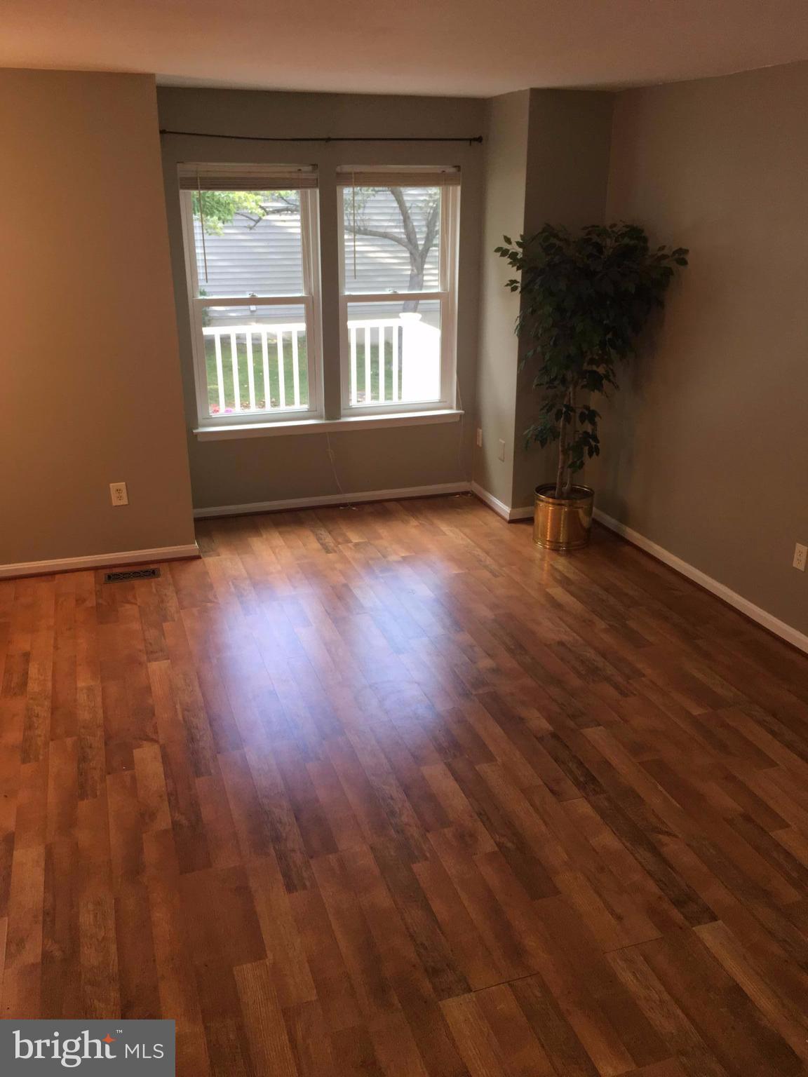 8679 Ridge Road Ellicott City, MD 21043 - Photo 9 of 21 Living Room