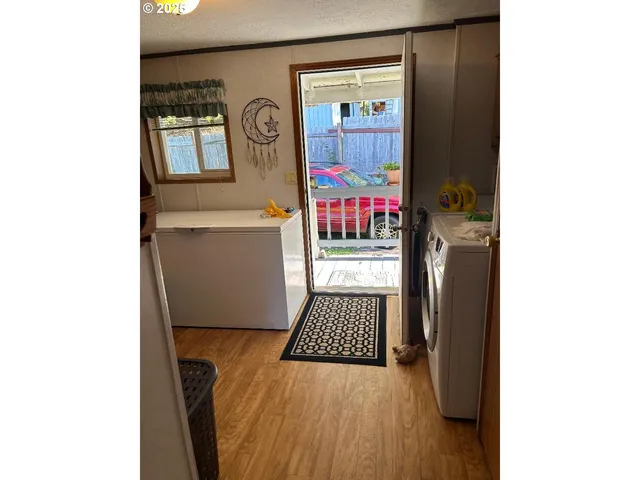 $199,900 | 96465 Coverdell Road, Unit 20, Brookings, OR 97415