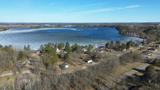 $304,900 | 321 STATE 371 South, Hackensack, MN 56452