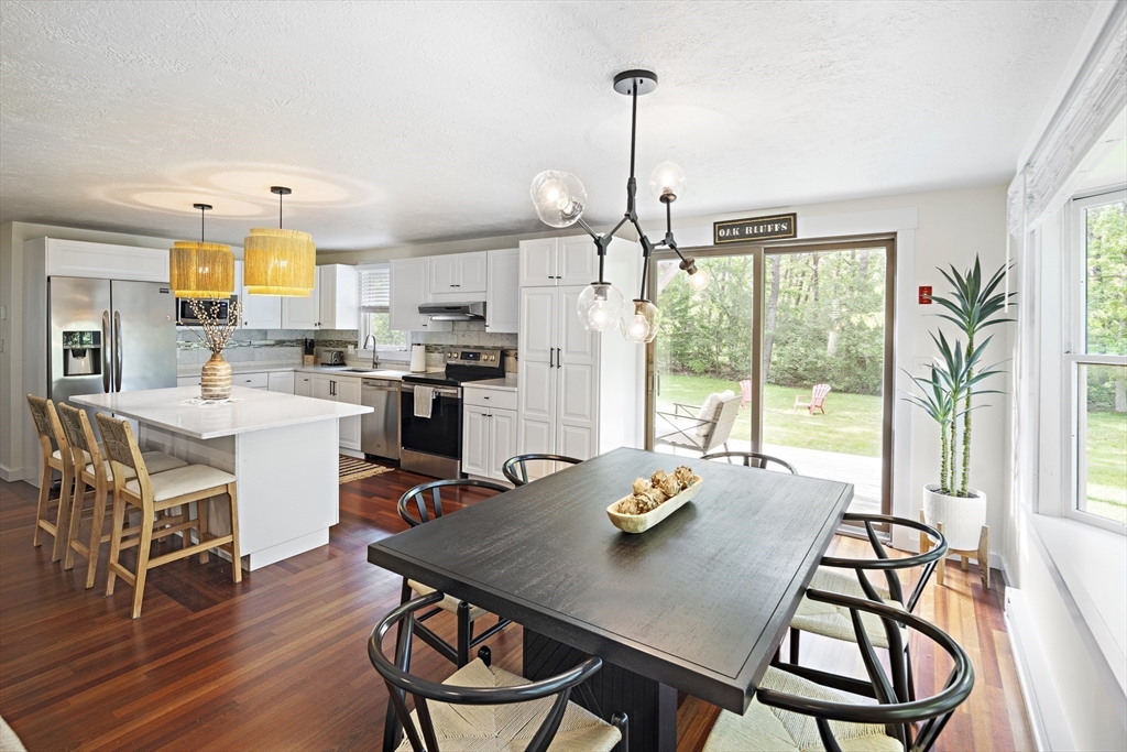 5 Farm Path Road Oak Bluffs, MA 02557 - Photo 11 of 28 Gallery Image 11