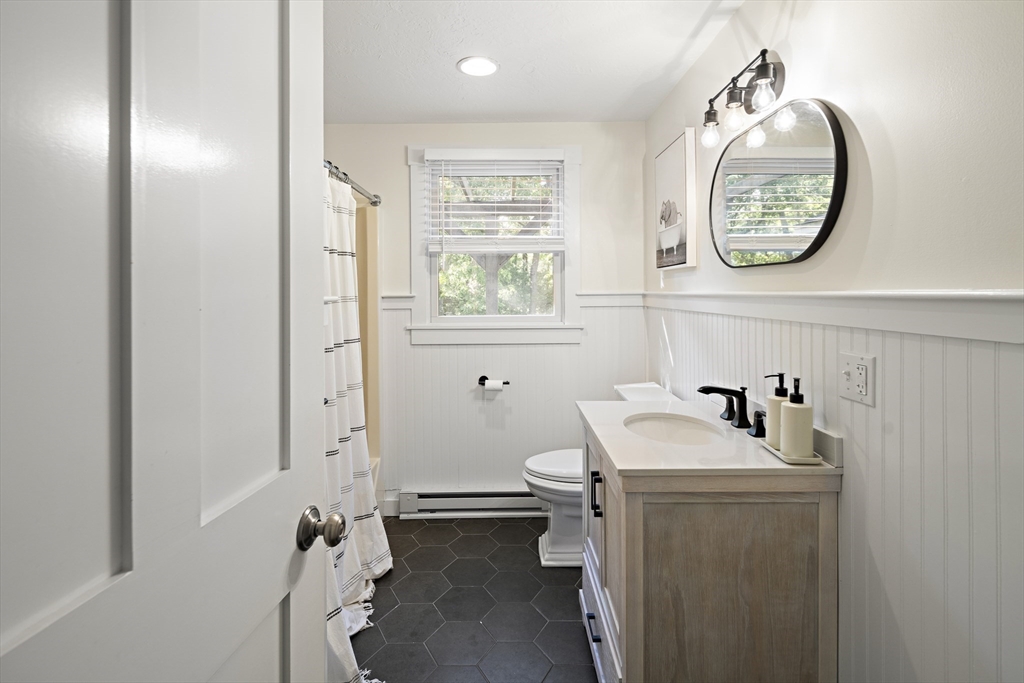 5 Farm Path Road Oak Bluffs, MA 02557 - Photo 15 of 28 Gallery Image 15