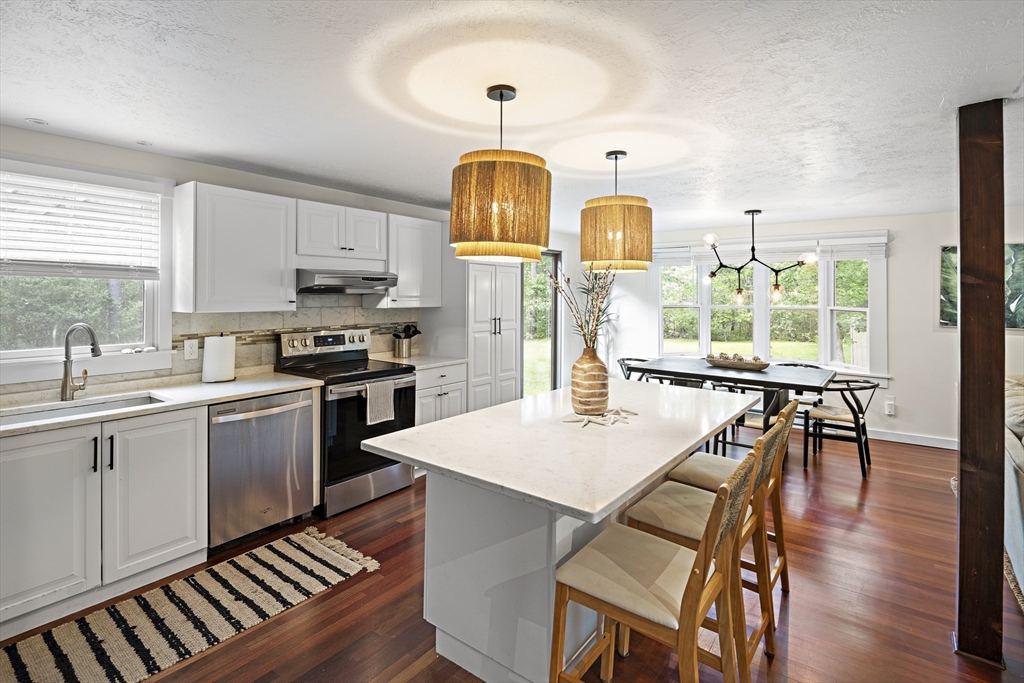 5 Farm Path Road Oak Bluffs, MA 02557 - Photo 9 of 28 Gallery Image 9