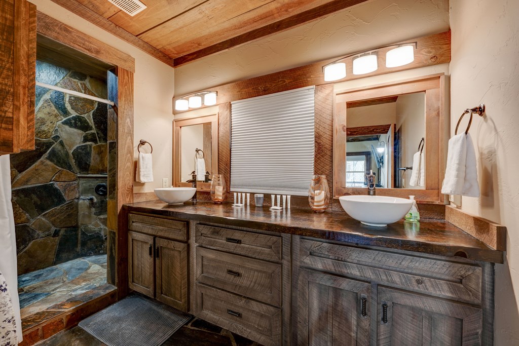 323 Stanley Creek Road Blue Ridge, GA 30513 - Photo 20 of 82 Gallery Image 20