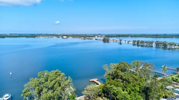 $339,000 | 511 84th Street Northwest, Bradenton, FL 34209