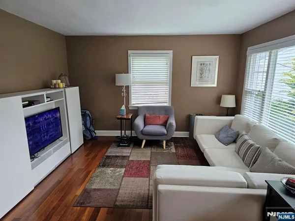 $999,000 | 39 Glen Avenue, Millburn, NJ 07041