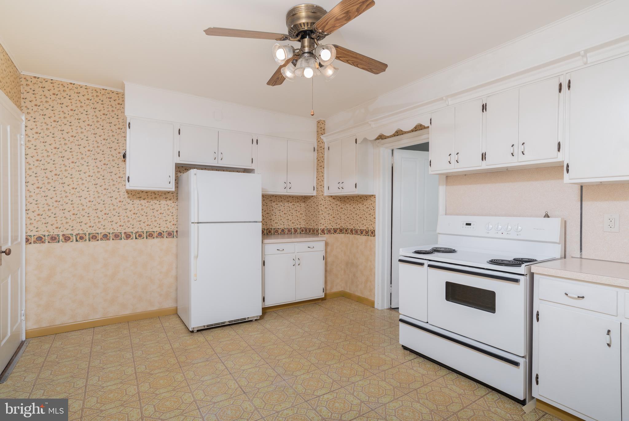 337 Bridge Street Spring City, PA 19475 - Photo 8 of 22 Gallery Image 8