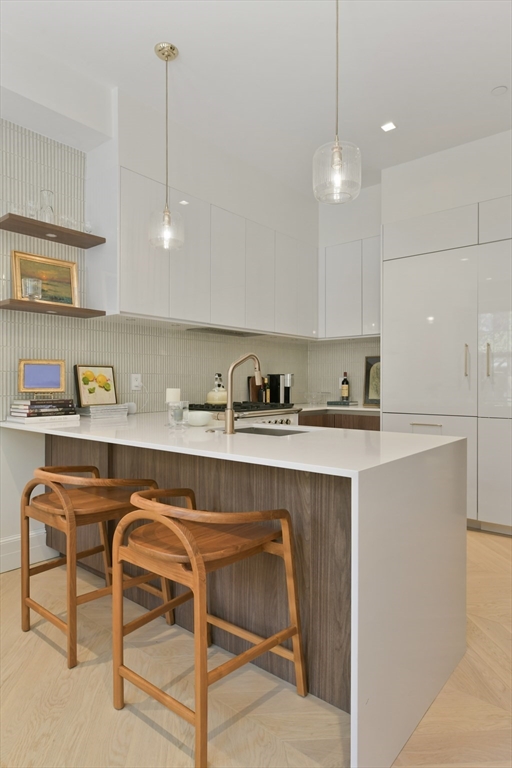112 Charles Street, Unit 2 Boston, MA 02114 - Photo 6 of 17