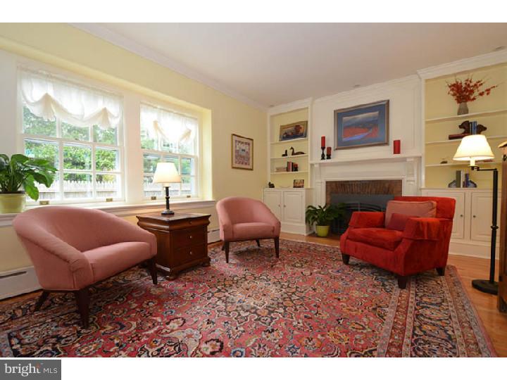 217 Kent Road Ardmore, PA 19003 - Photo 3 of 18 Living Room