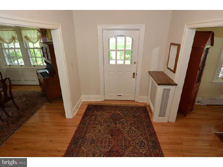217 Kent Road Ardmore, PA 19003 - Photo 4 of 18 Foyer