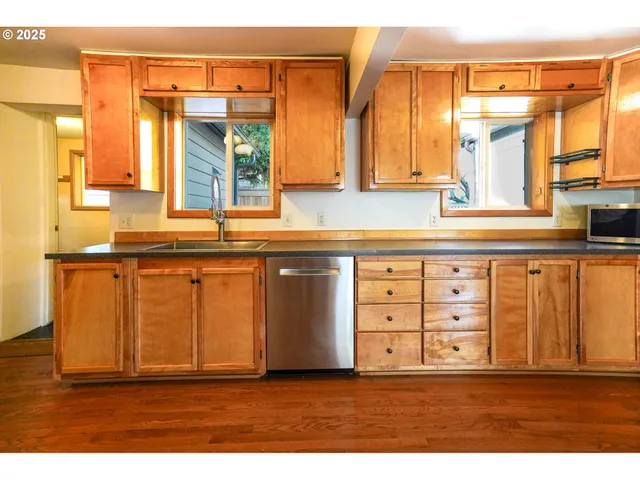 $535,000 | 854 North Baldwin Street, Portland, OR 97217