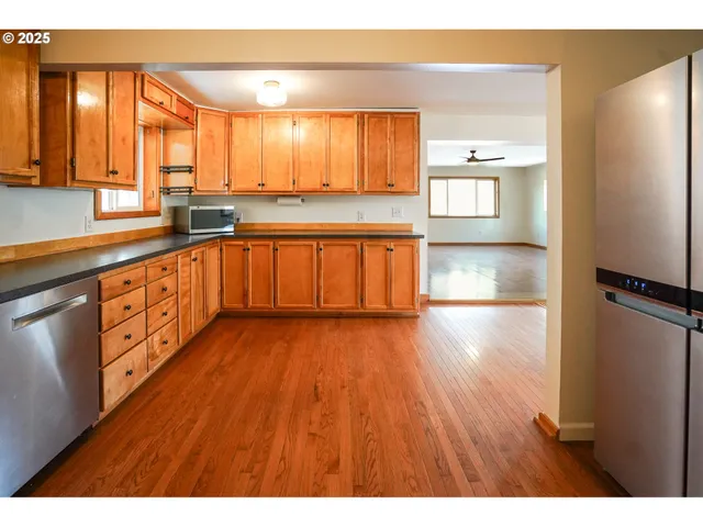 $535,000 | 854 North Baldwin Street, Portland, OR 97217