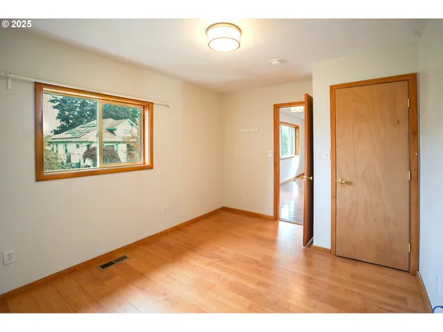 $535,000 | 854 North Baldwin Street, Portland, OR 97217