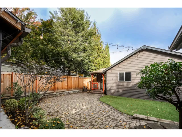 $535,000 | 854 North Baldwin Street, Portland, OR 97217