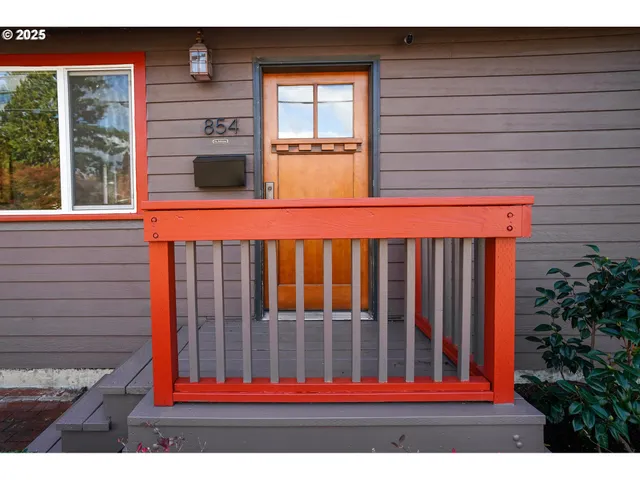 $535,000 | 854 North Baldwin Street, Portland, OR 97217