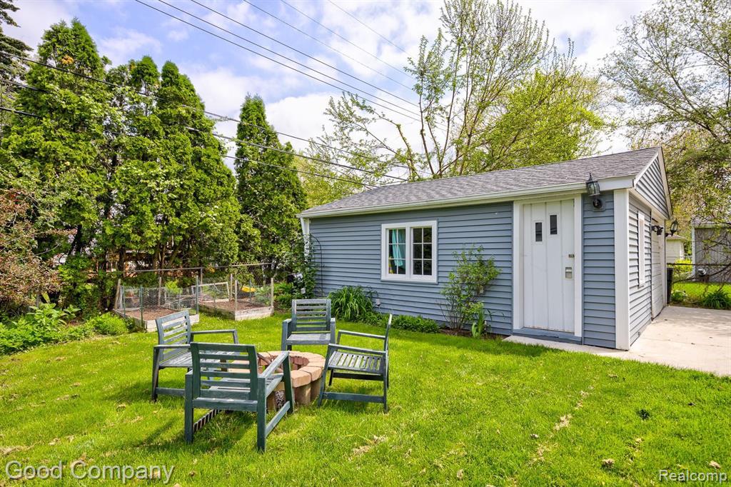 2230 Princeton Road Berkley, MI 48072 - Photo 46 of 48