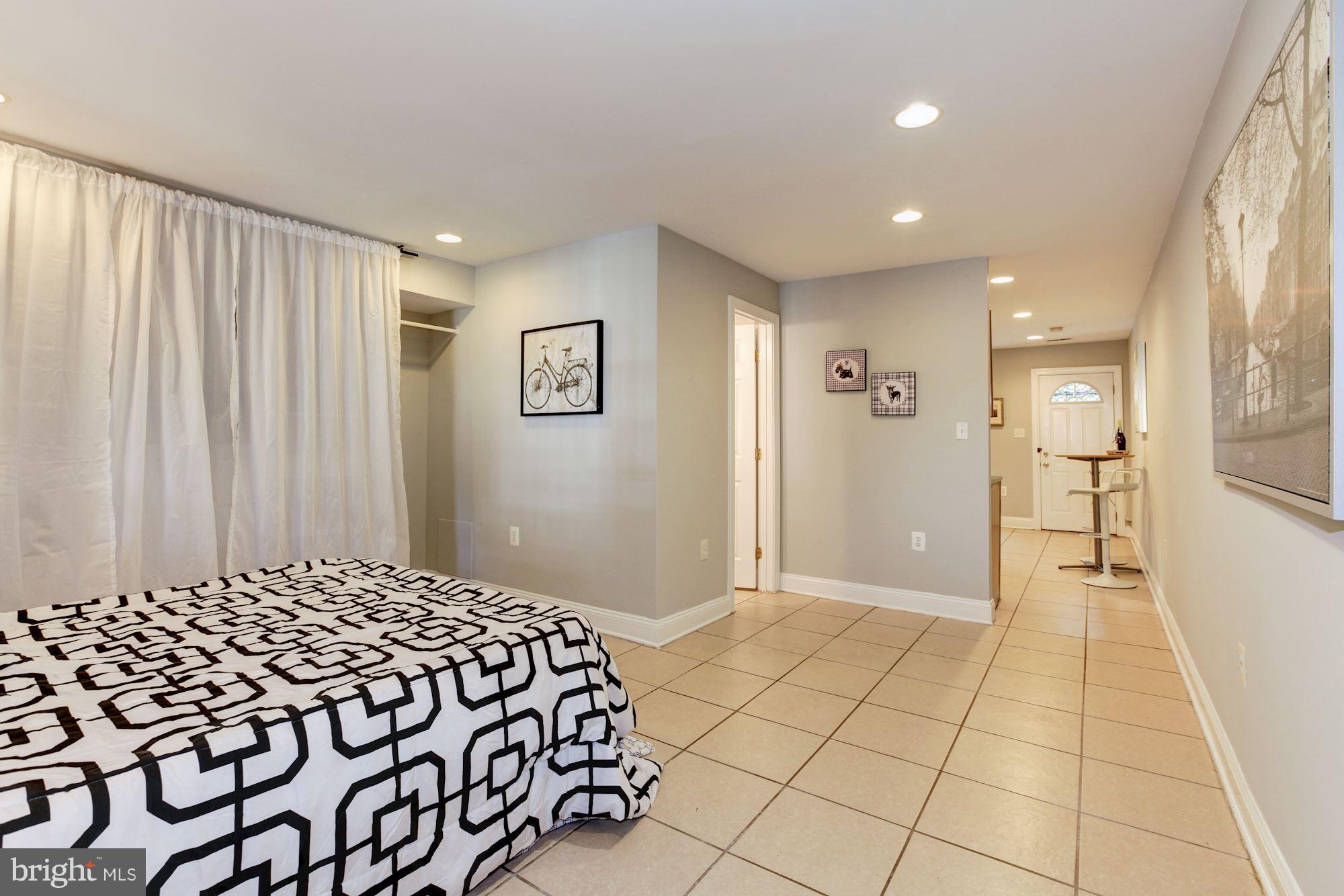 53 R Street Northwest Washington, DC 20001 - Photo 24 of 30 Huge master bedroom in LL unit