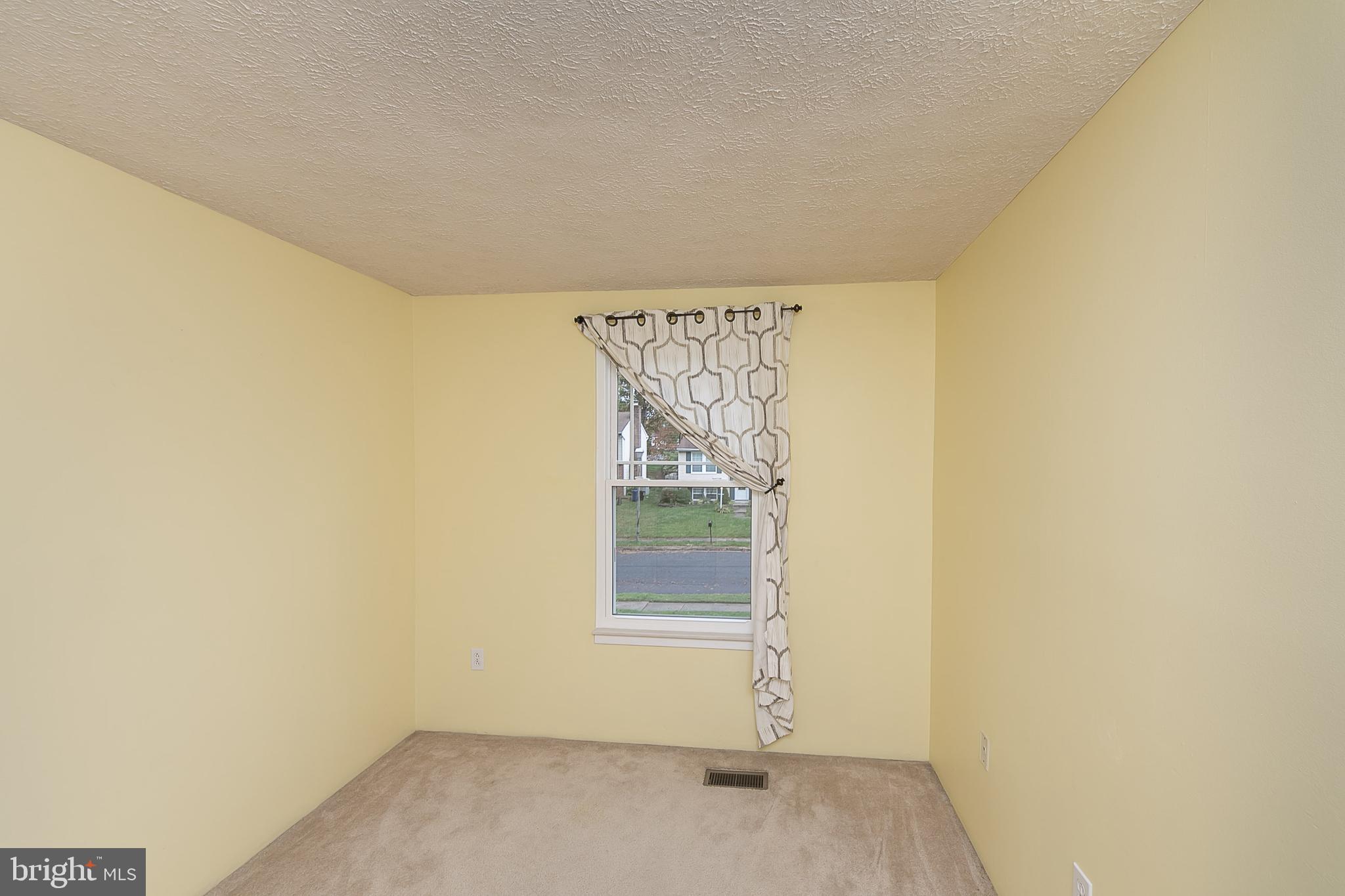 8510 Woodfall Road Baltimore, MD 21236 - Photo 24 of 33 Gallery Image 24