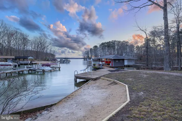 $1,295,000 | 2325 Waterside Drive, Bumpass, VA 23024