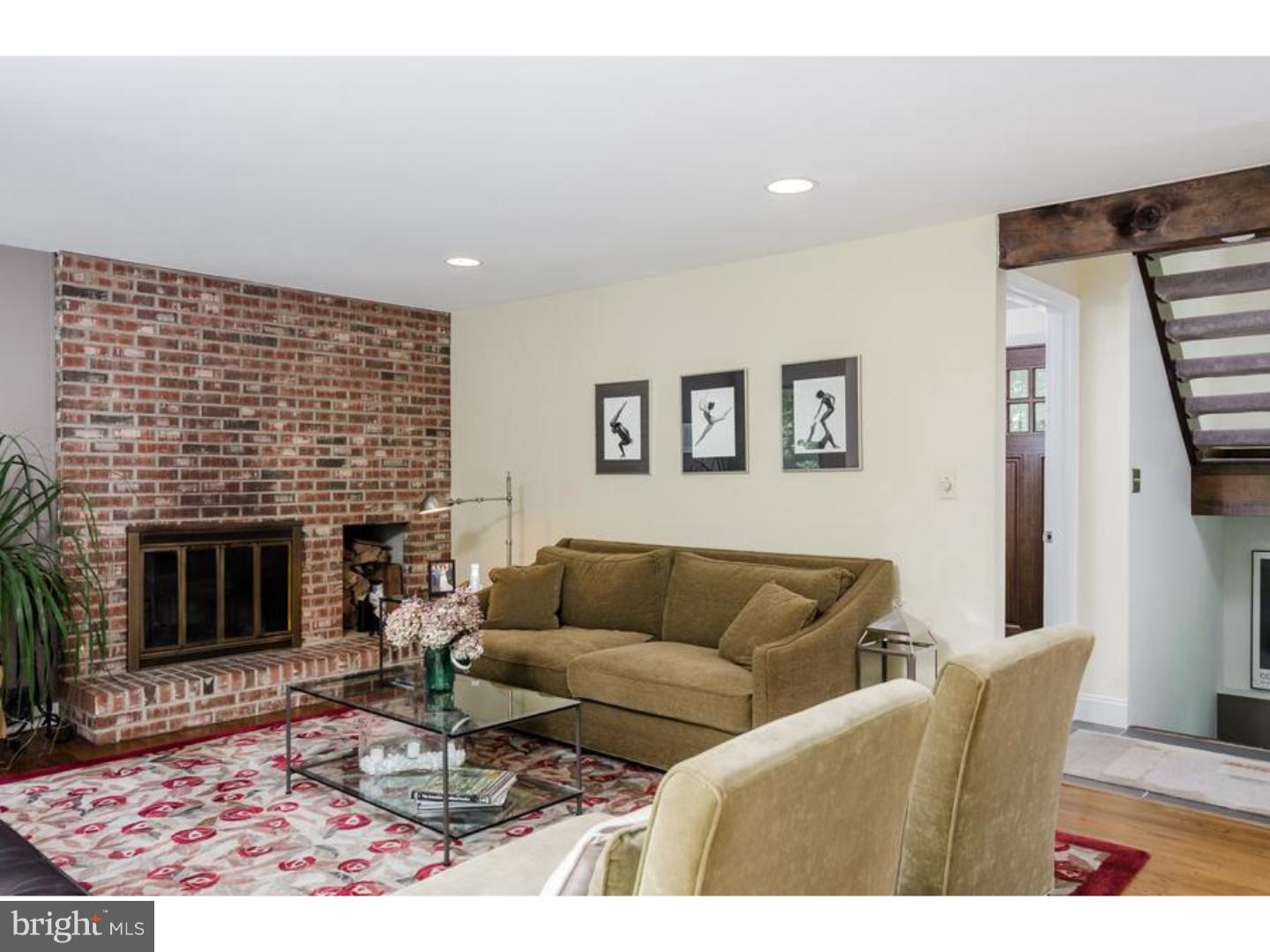 1026 Stuart Road Princeton, NJ 08540 - Photo 4 of 25 Living Room