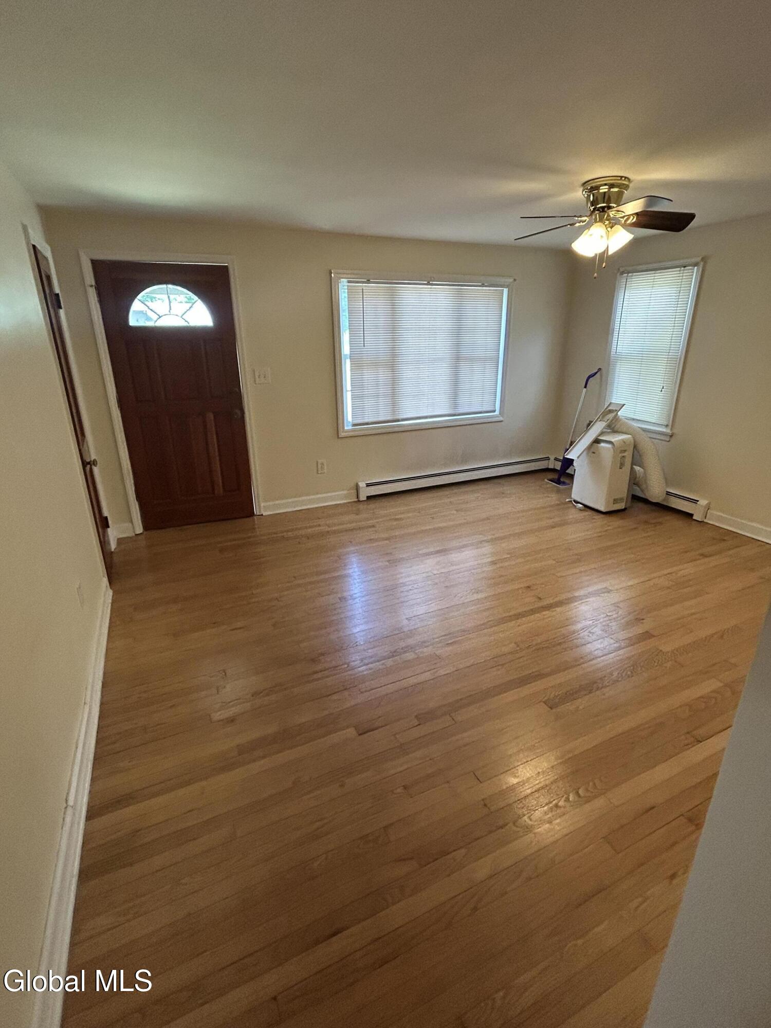 17 Pinewood Road Guilderland, NY 12084 - Photo 6 of 15 image16