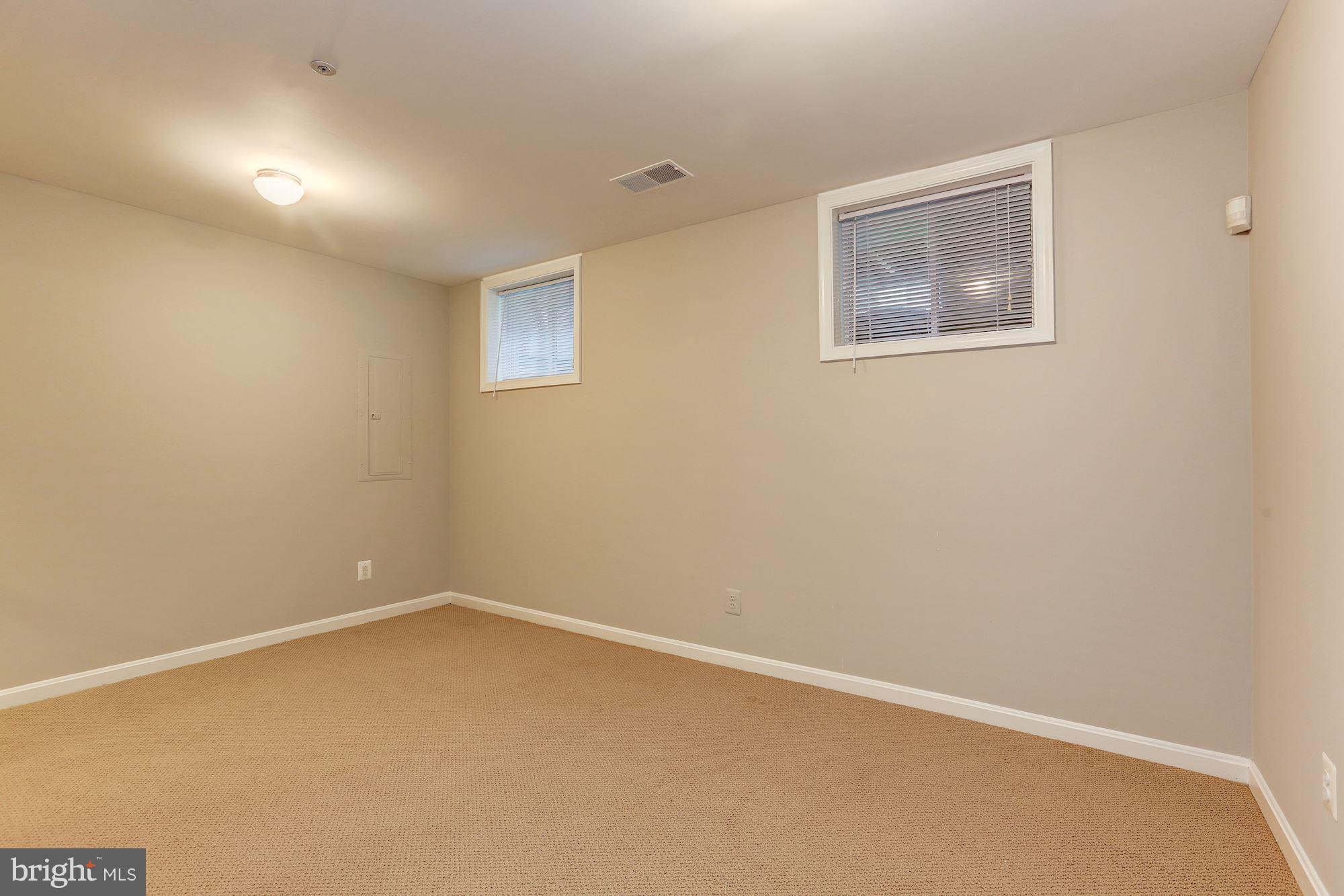 414 Little Quarry Road Gaithersburg, MD 20878 - Photo 22 of 30 Bath