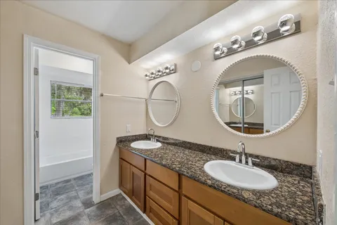 $249,900 | 316 Rabbit Trail, Lake Jackson, TX 77566