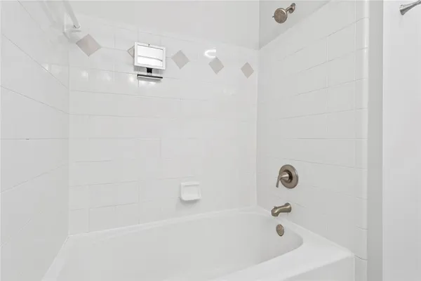 $2,400 | 955 Juniper Street Northeast, Unit 4324, Atlanta, GA 30309