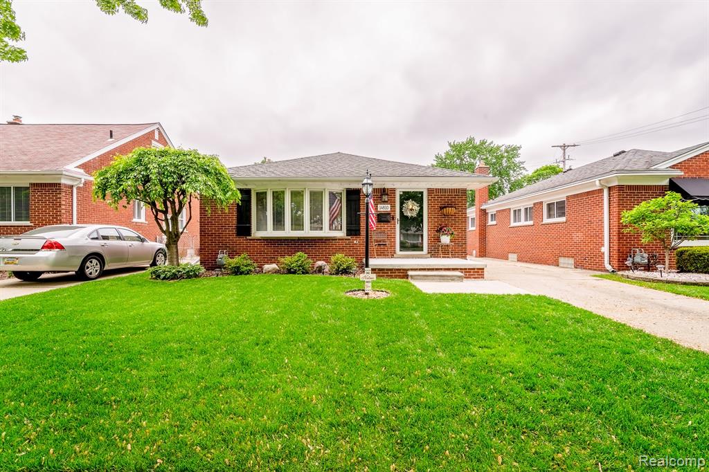 14810 Wick Road Allen Park, MI 48101 - Photo 2 of 45