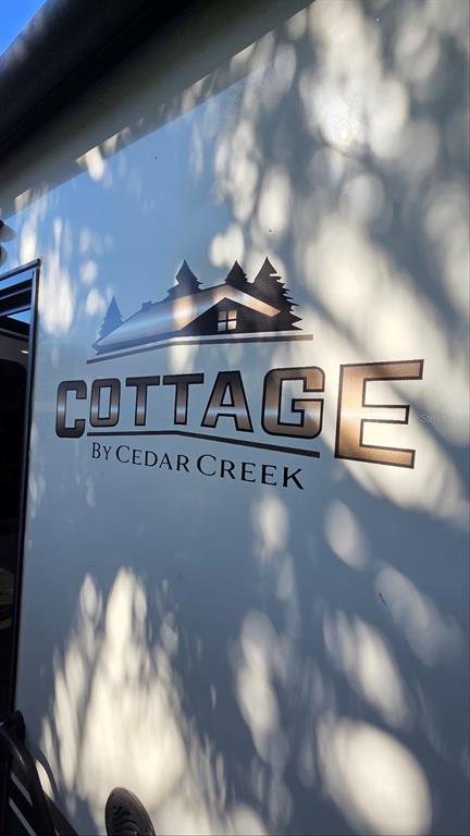 561 Waterway Drive River Ranch, FL 33867 - Photo 16 of 18 a close view of light