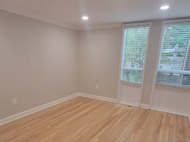 $2,450 | 160 Fairfield Woods Road, Unit 43, Fairfield, CT 06825