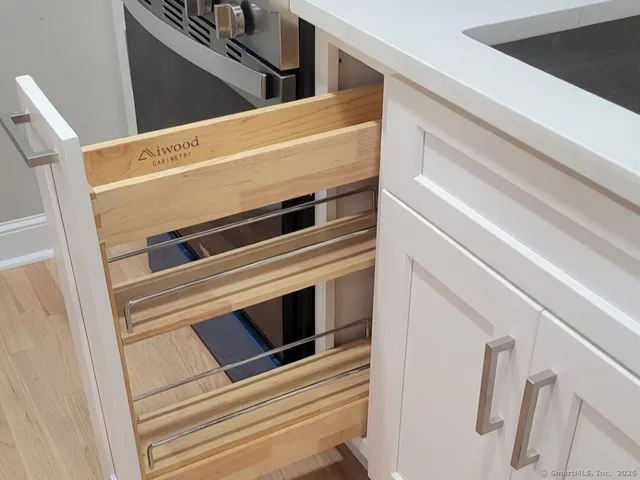 $2,450 | 160 Fairfield Woods Road, Unit 43, Fairfield, CT 06825