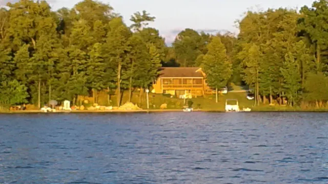 $699,000 | 58560 Indian Lake Road, Dowagiac, MI 49047