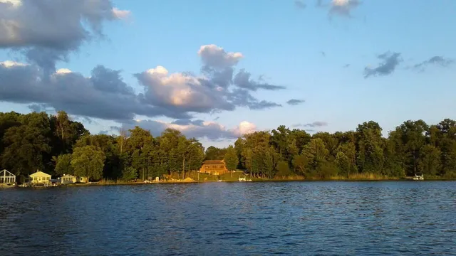 $699,000 | 58560 Indian Lake Road, Dowagiac, MI 49047