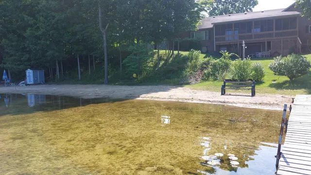 $699,000 | 58560 Indian Lake Road, Dowagiac, MI 49047