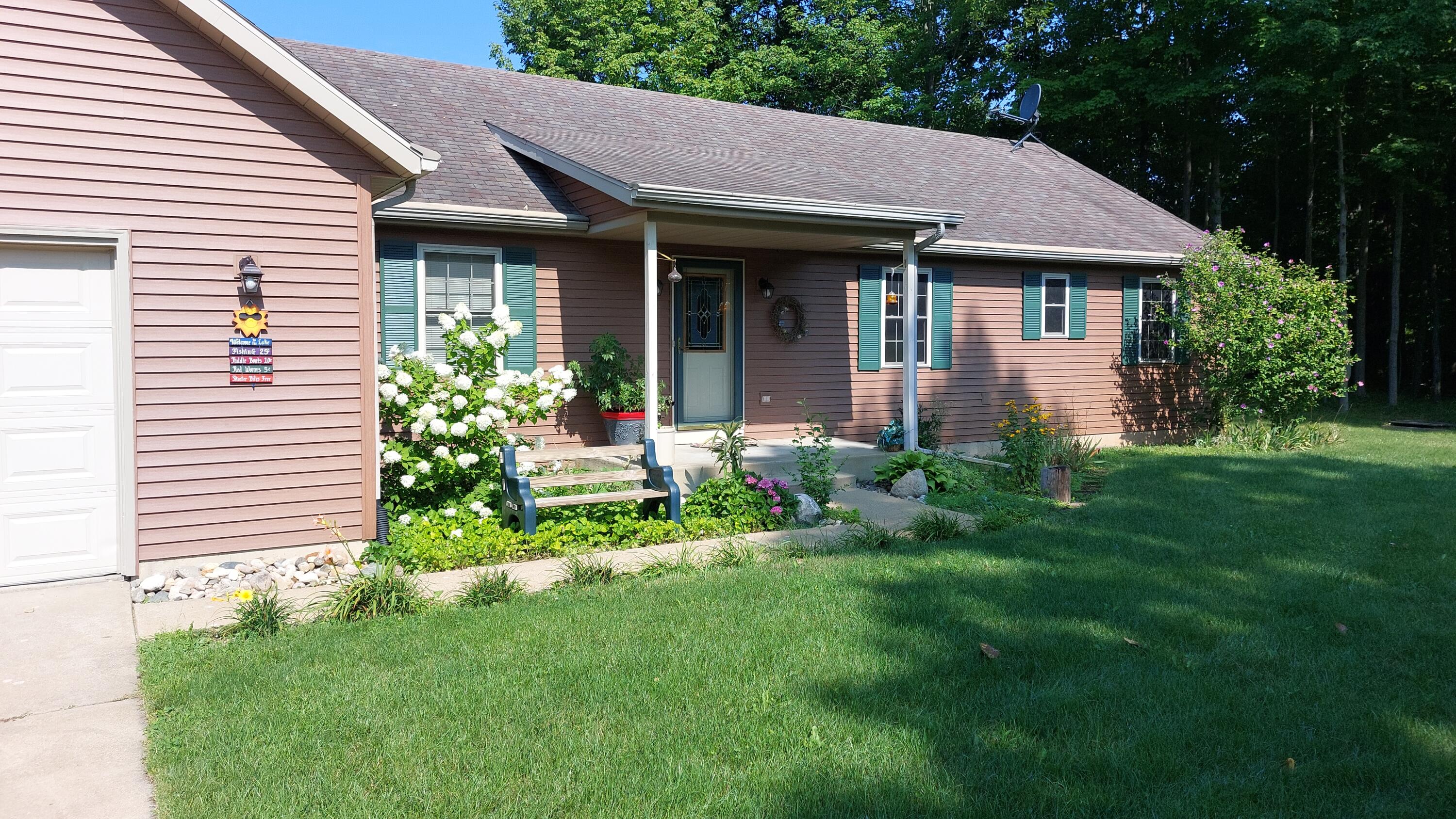 58560 Indian Lake Road Dowagiac, MI 49047 - Photo 3 of 129 20230808_110720