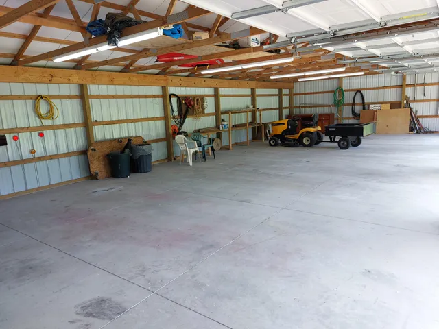 $699,000 | 58560 Indian Lake Road, Dowagiac, MI 49047