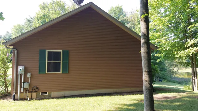 $699,000 | 58560 Indian Lake Road, Dowagiac, MI 49047