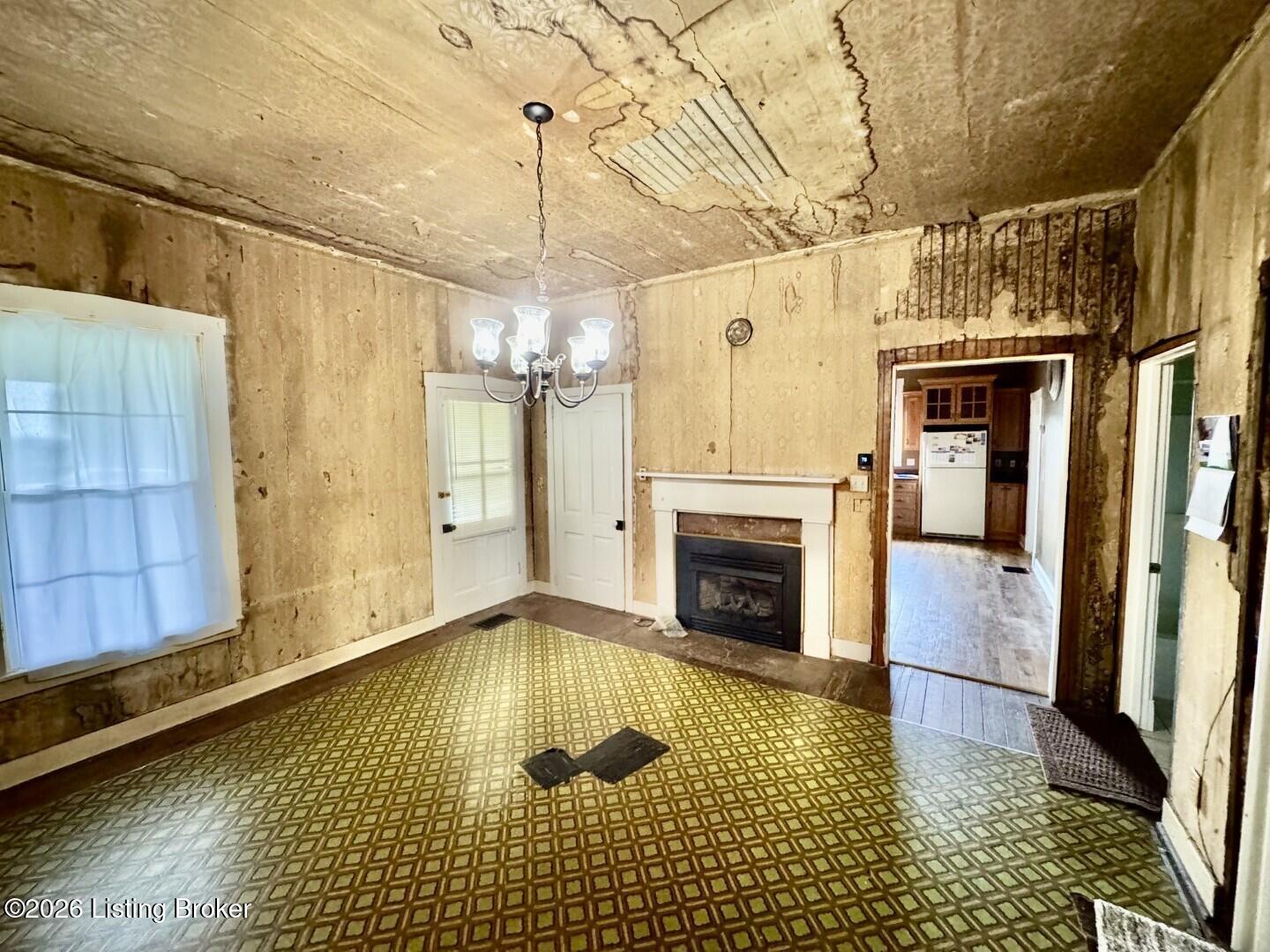 660 Penick Road Lebanon, KY 40033 - Photo 10 of 30 011_Dining Room