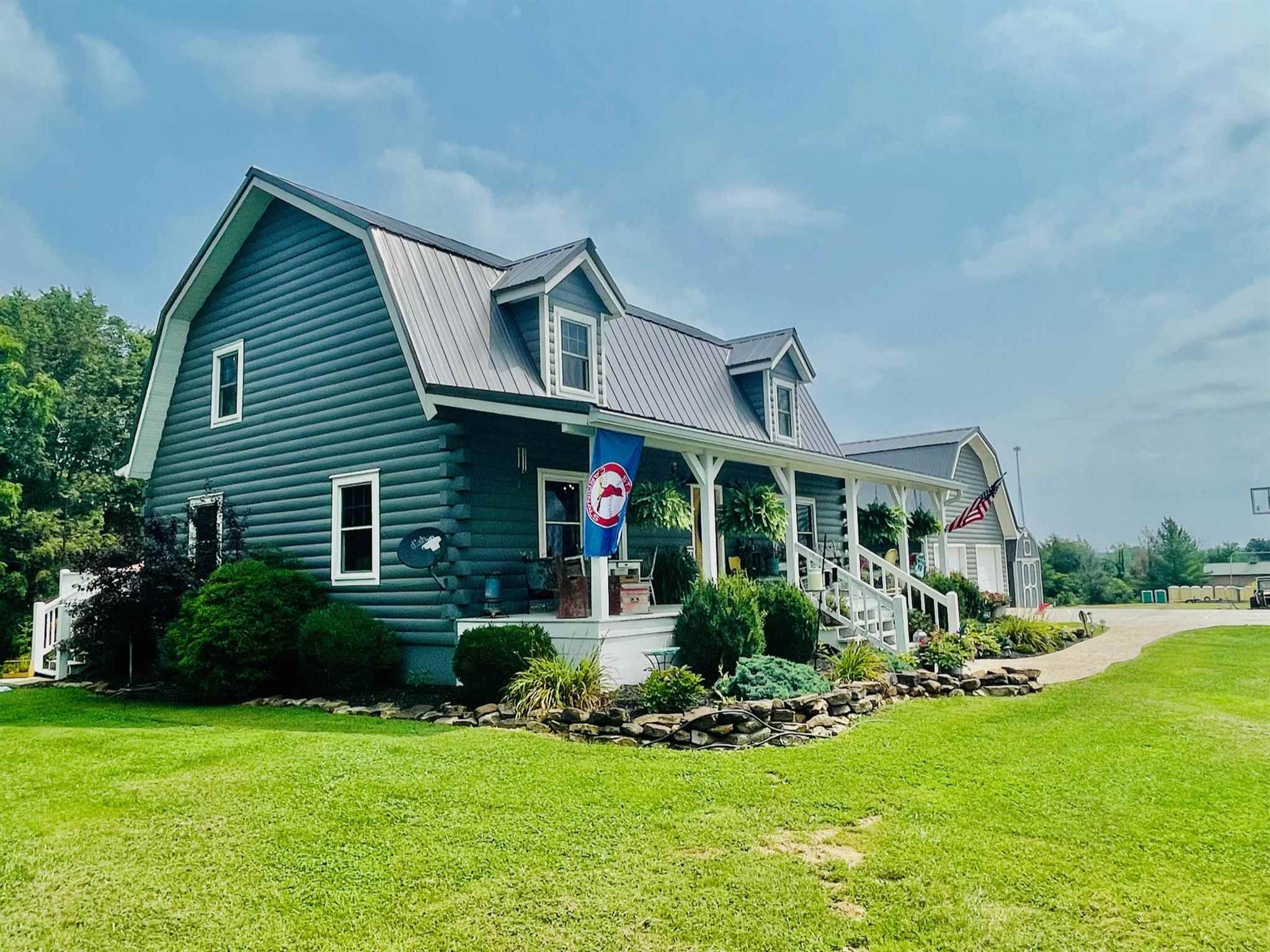 610 Helton Road Bedford, IN 47421 - Photo 4 of 36